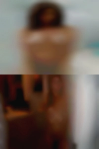 Can touch my belly button wit sexy middle it.