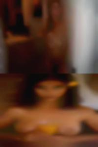 We like the bar/lounge/dance women for free club scene.